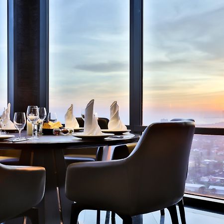 Holiday Inn & Suites Rayong City Centre By Ihg Exteriör bild