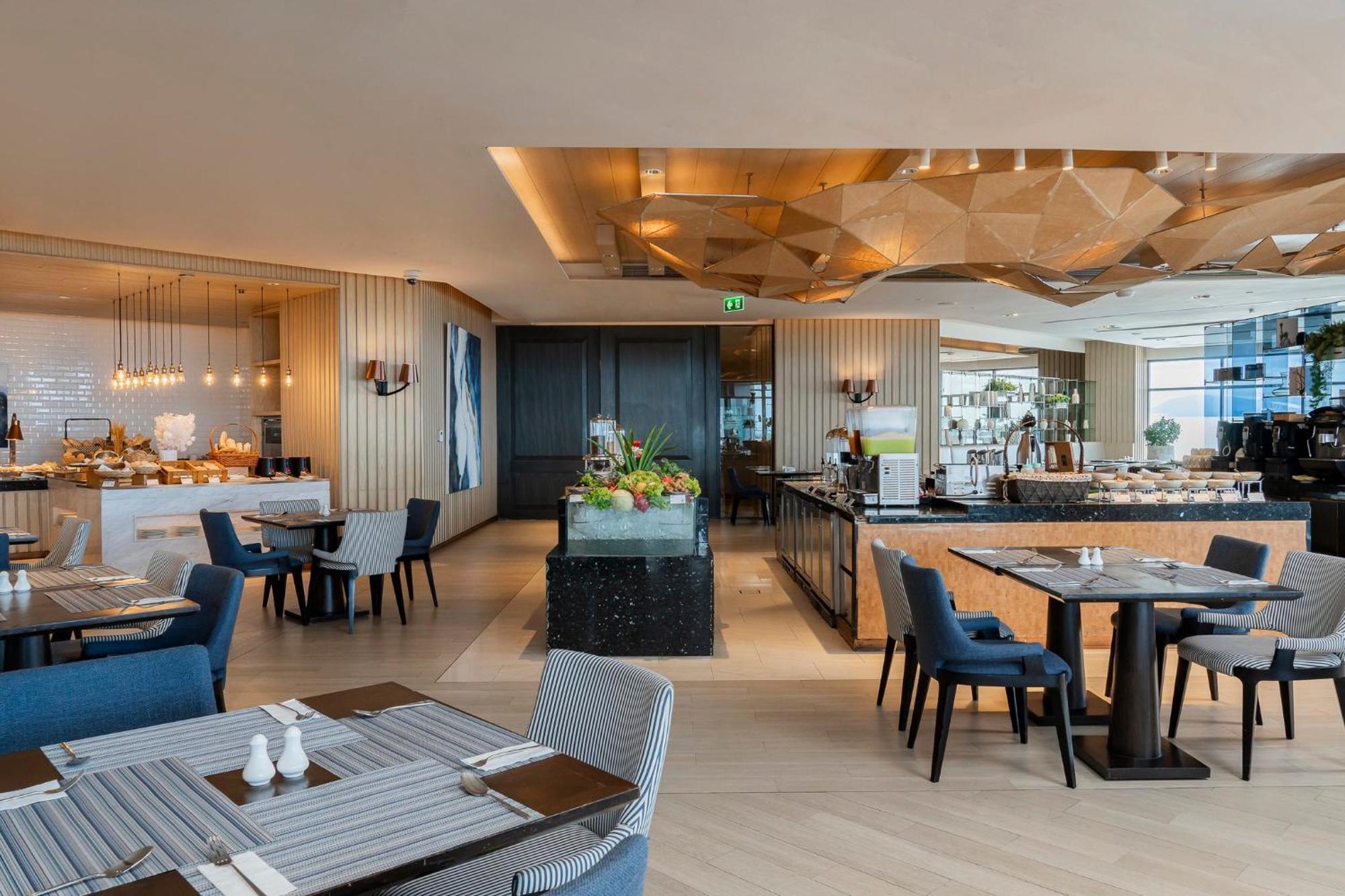 Holiday Inn & Suites Rayong City Centre By Ihg Exteriör bild