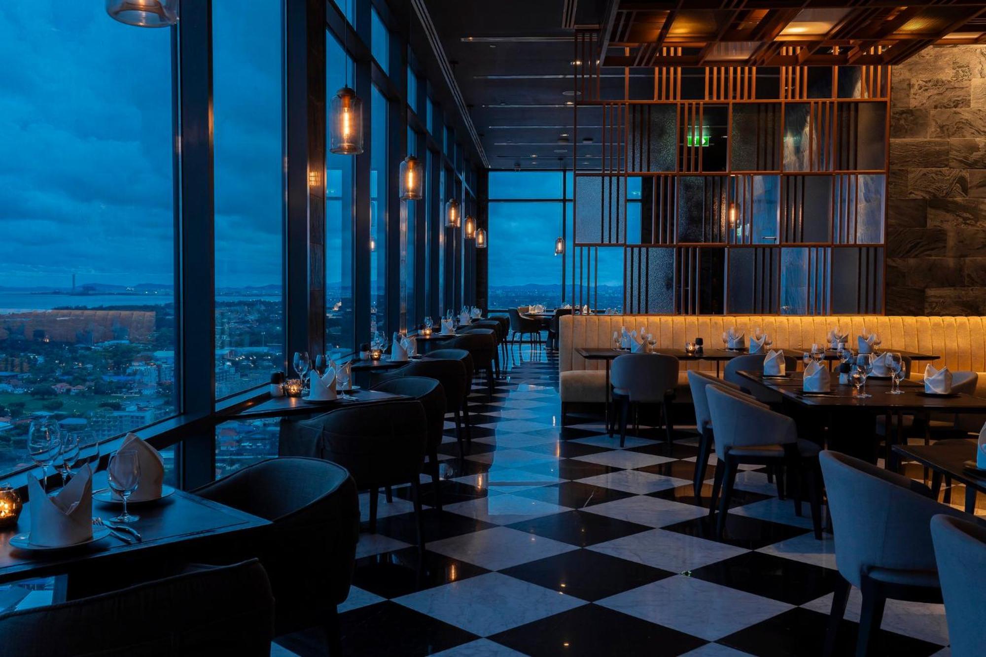 Holiday Inn & Suites Rayong City Centre By Ihg Exteriör bild