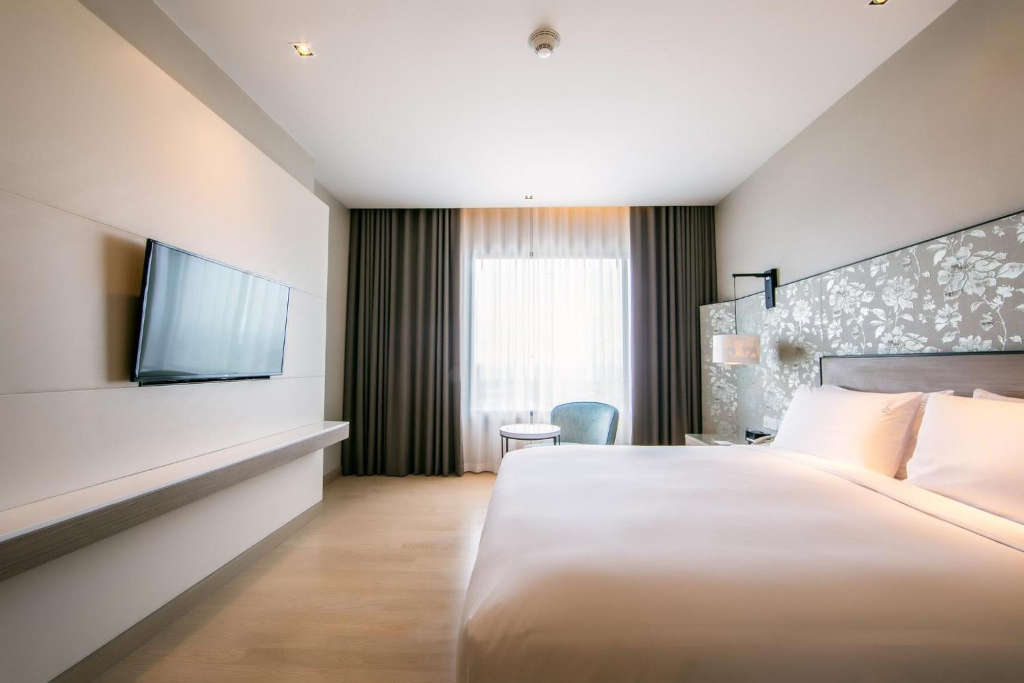 Holiday Inn & Suites Rayong City Centre By Ihg Exteriör bild