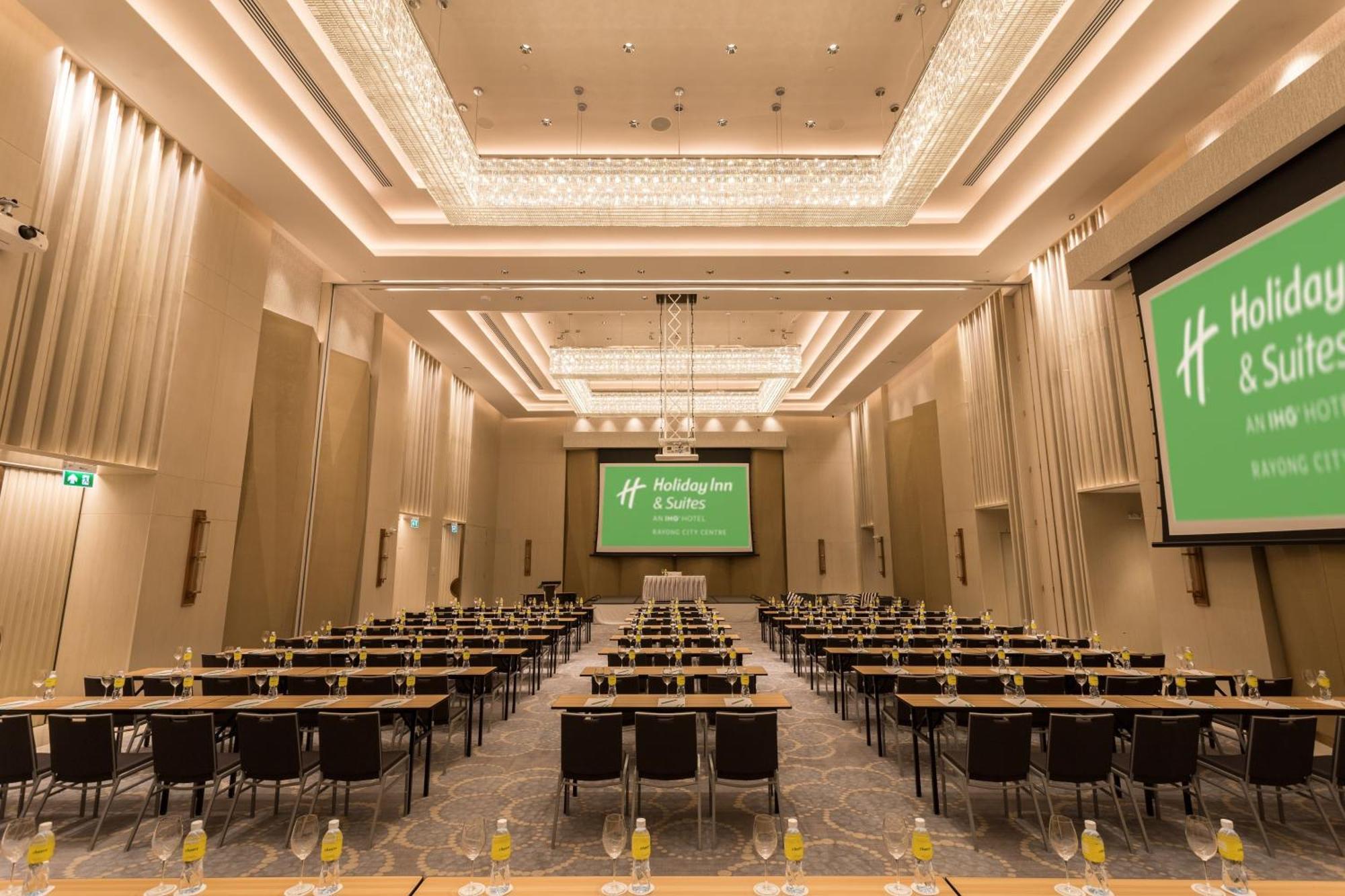 Holiday Inn & Suites Rayong City Centre By Ihg Exteriör bild