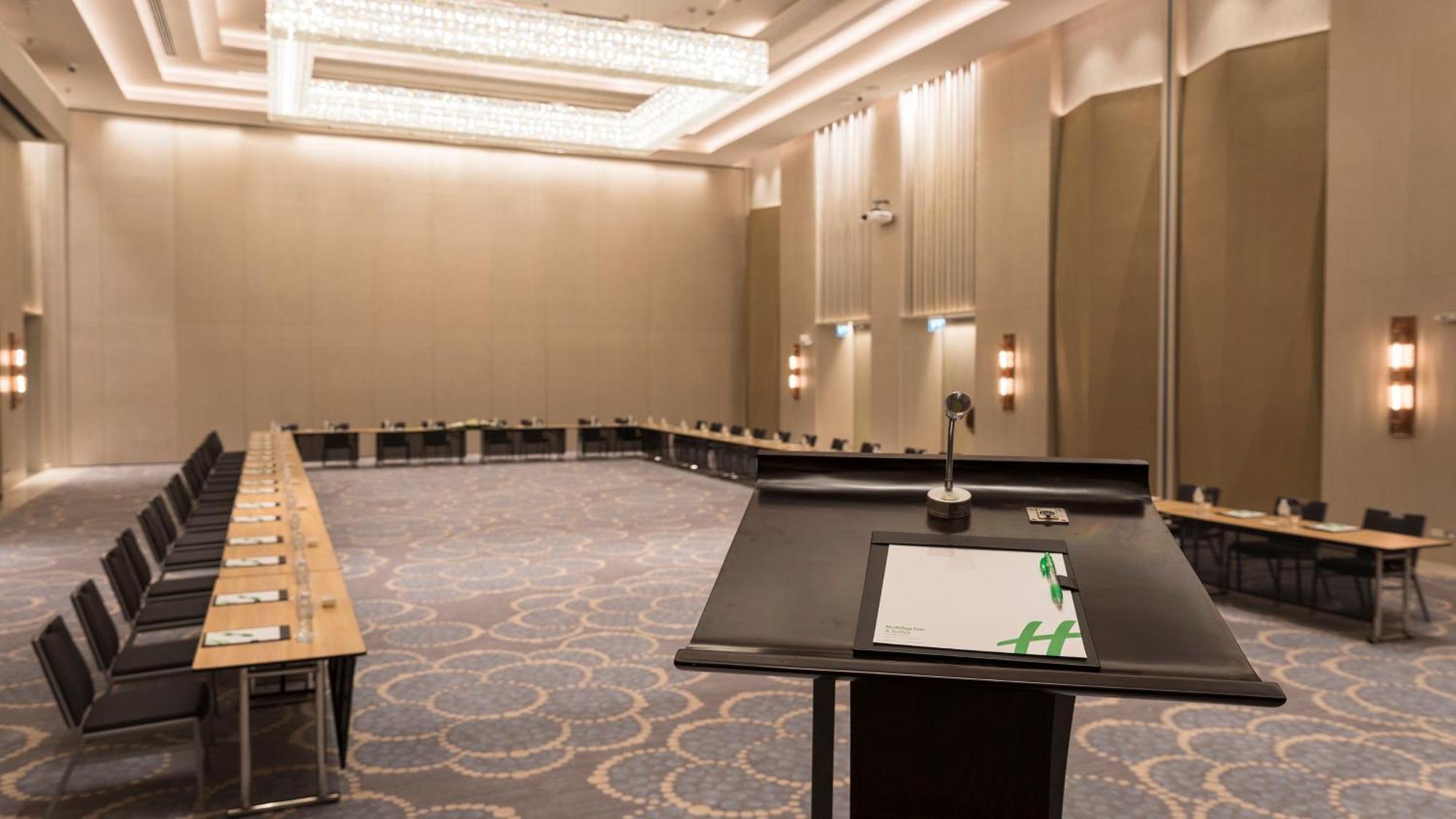 Holiday Inn & Suites Rayong City Centre By Ihg Exteriör bild