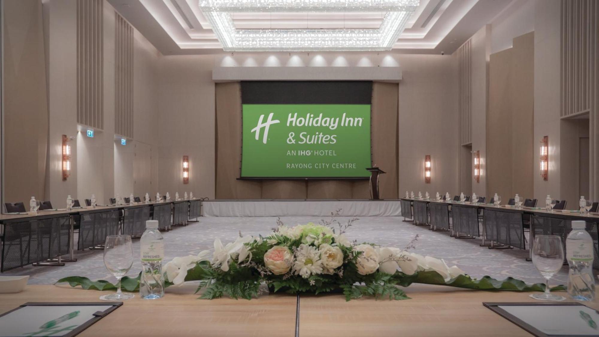 Holiday Inn & Suites Rayong City Centre By Ihg Exteriör bild
