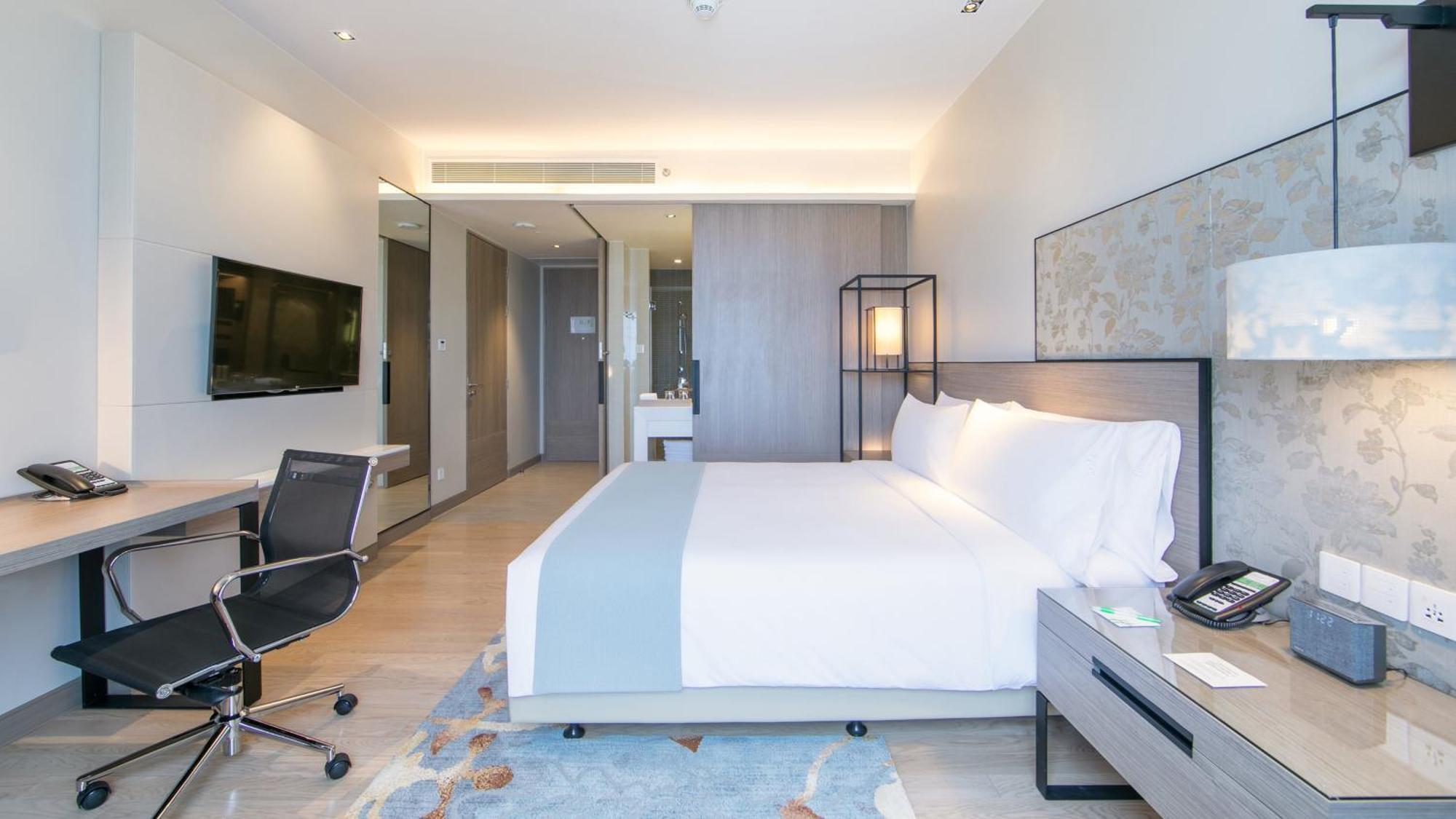 Holiday Inn & Suites Rayong City Centre By Ihg Exteriör bild